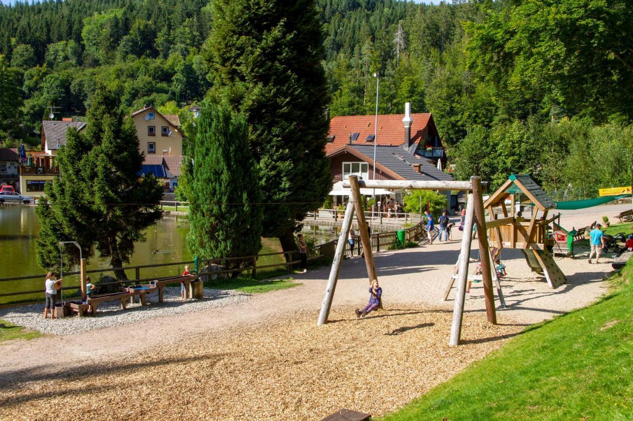 Self-Check-In Ferienwohnungen & Apartments Am Bergsee Triberg im Schwarzwald Екстериор снимка