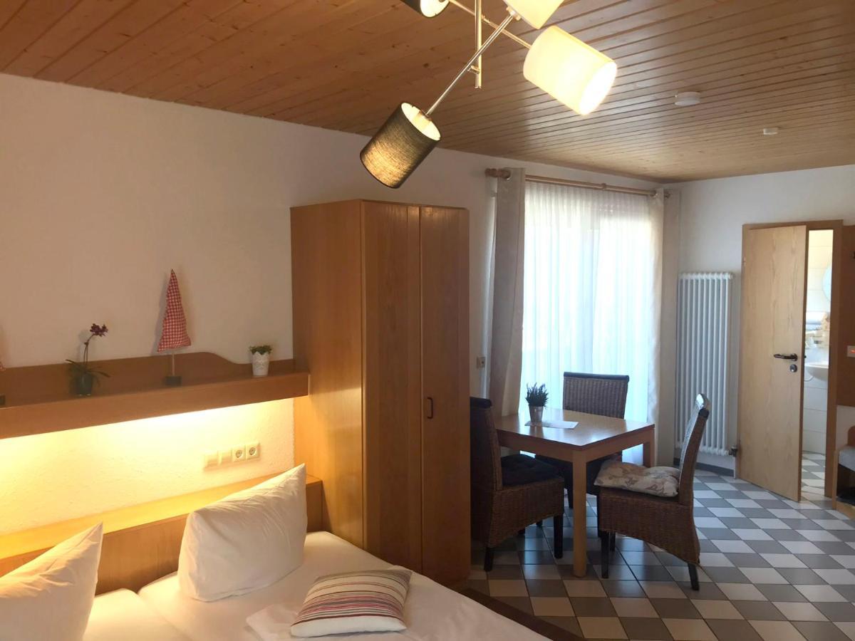 Self-Check-In Ferienwohnungen & Apartments Am Bergsee Triberg im Schwarzwald Екстериор снимка