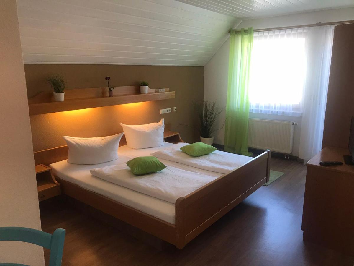 Self-Check-In Ferienwohnungen & Apartments Am Bergsee Triberg im Schwarzwald Екстериор снимка