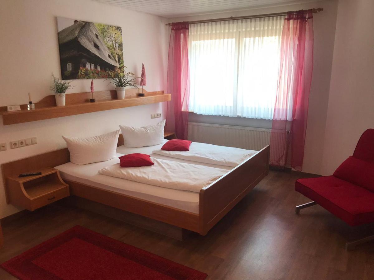 Self-Check-In Ferienwohnungen & Apartments Am Bergsee Triberg im Schwarzwald Екстериор снимка